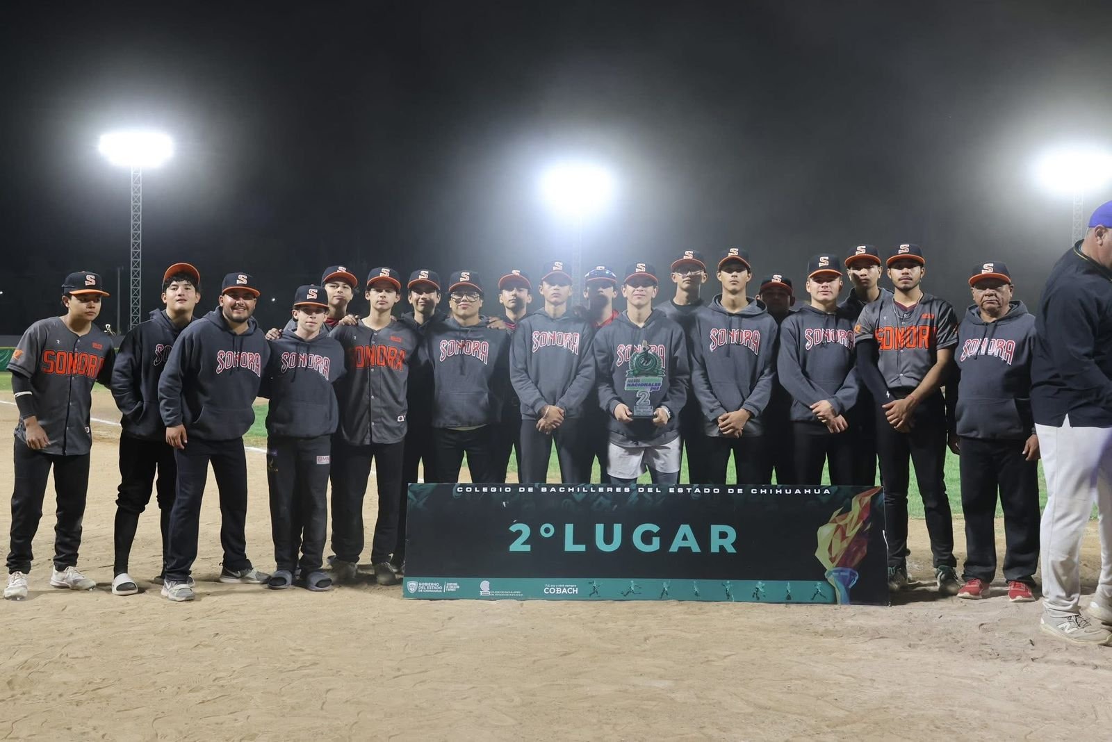 Imagen 2 de STAACOBACH felicita al Director General por los Juegos Nacionales Deportivos por la Paz