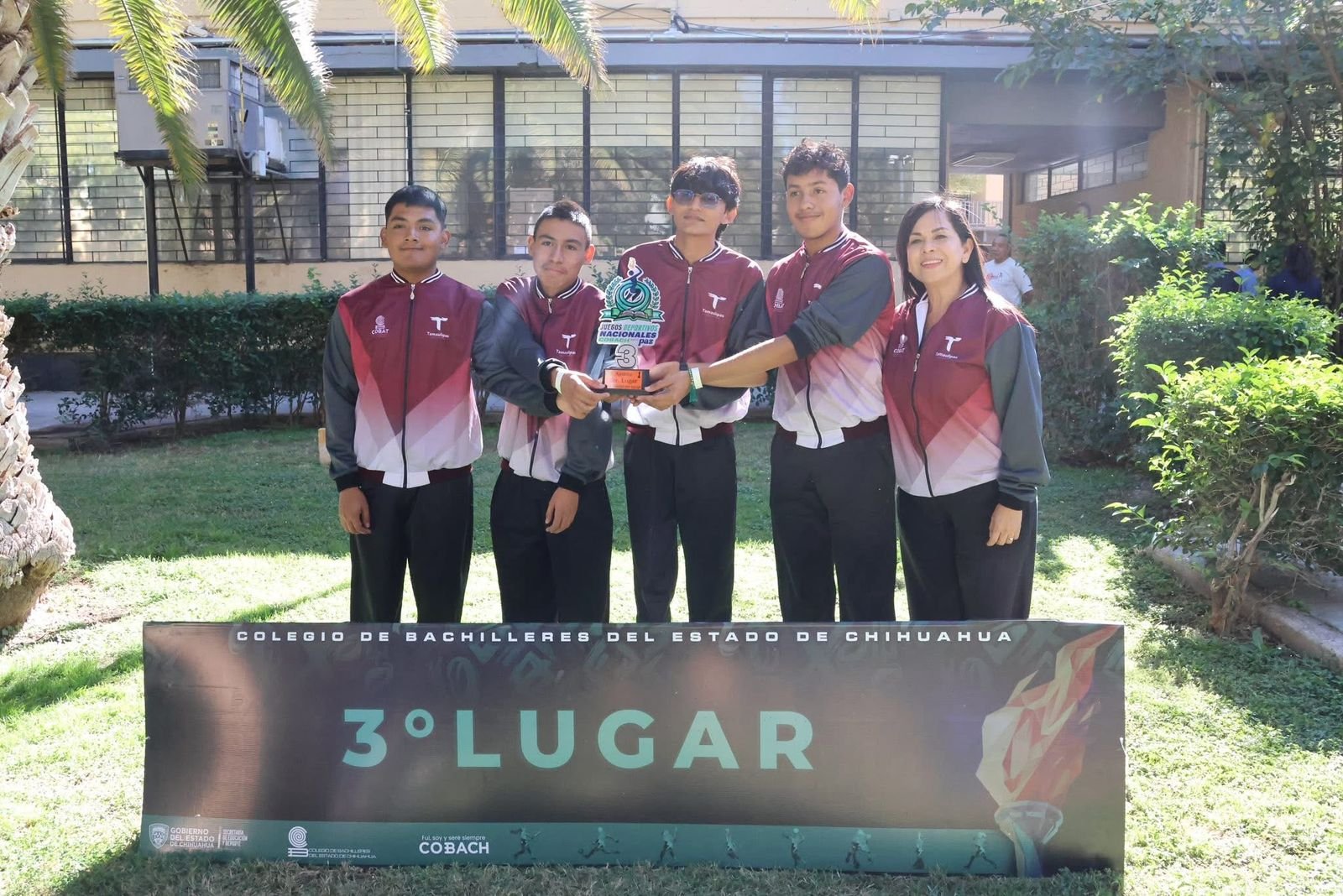 Imagen 9 de STAACOBACH felicita al Director General por los Juegos Nacionales Deportivos por la Paz