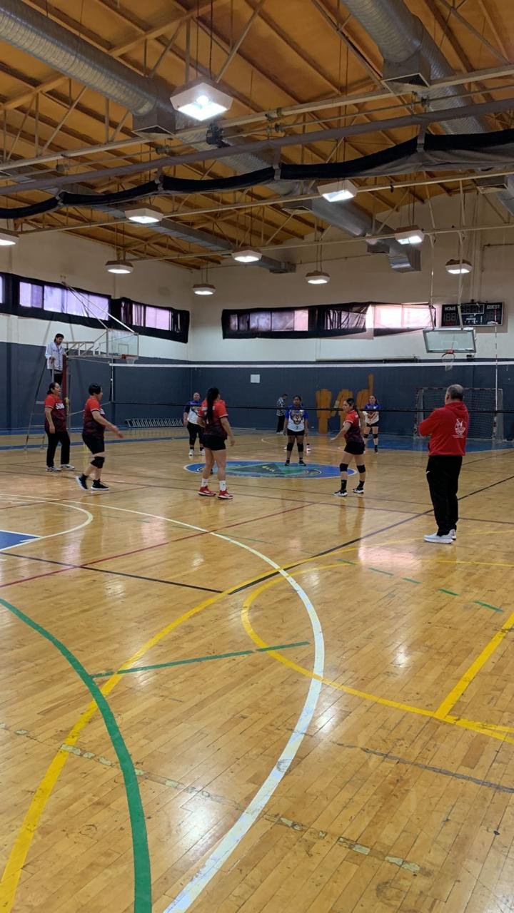 Imagen 1 de Encuentro de voleibol femenil entre las selecciones de Sonora y Chiapas.