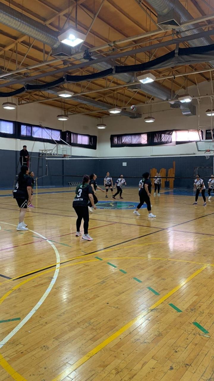 Imagen 2 de Encuentro entre el Edo. de México y Quintana Roo en la disciplina de voleibol femenil.