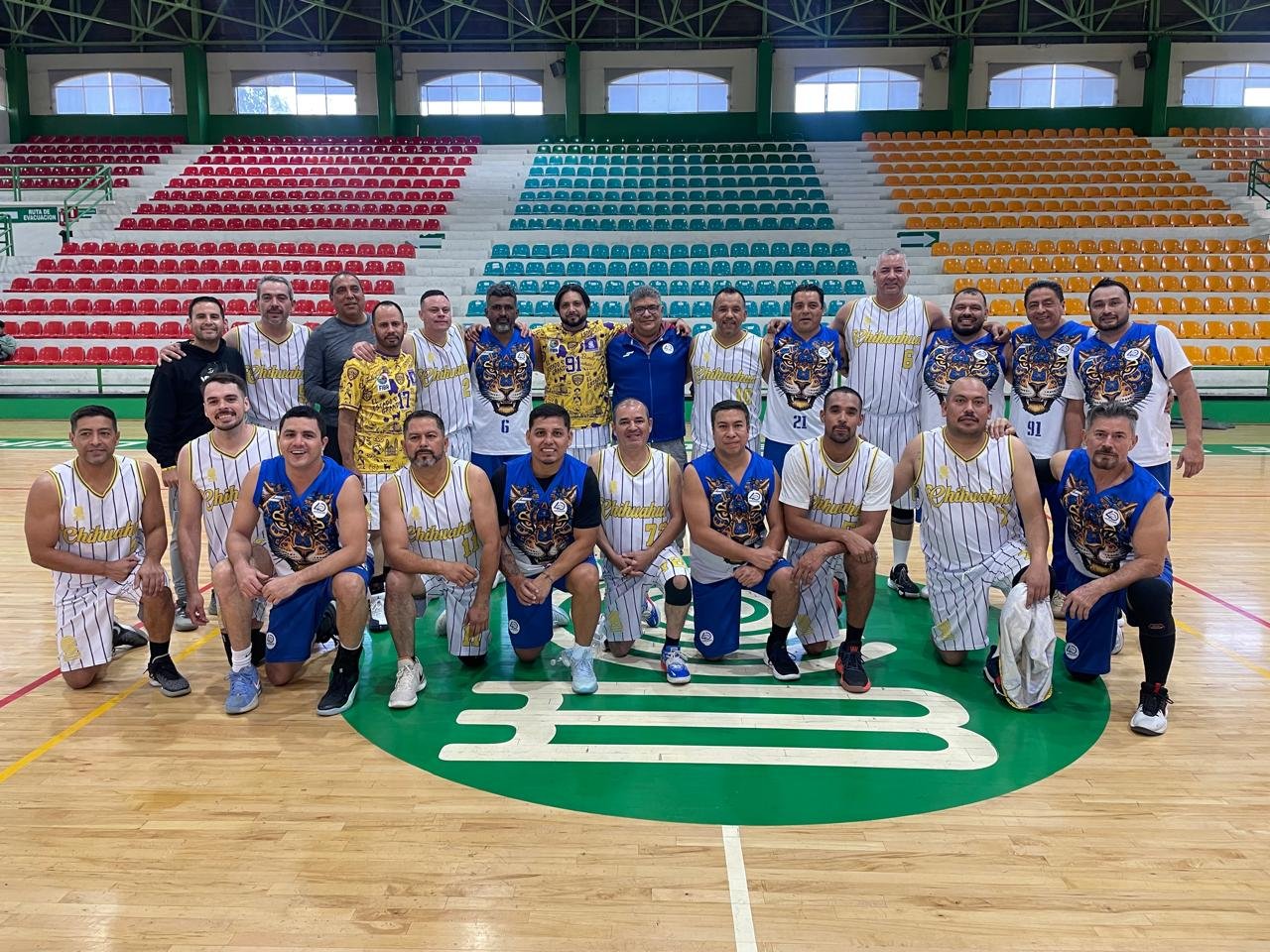 Imagen 2 de Partido de básquetbol varonil entre las selecciones de Chihuahua y Chiapas.