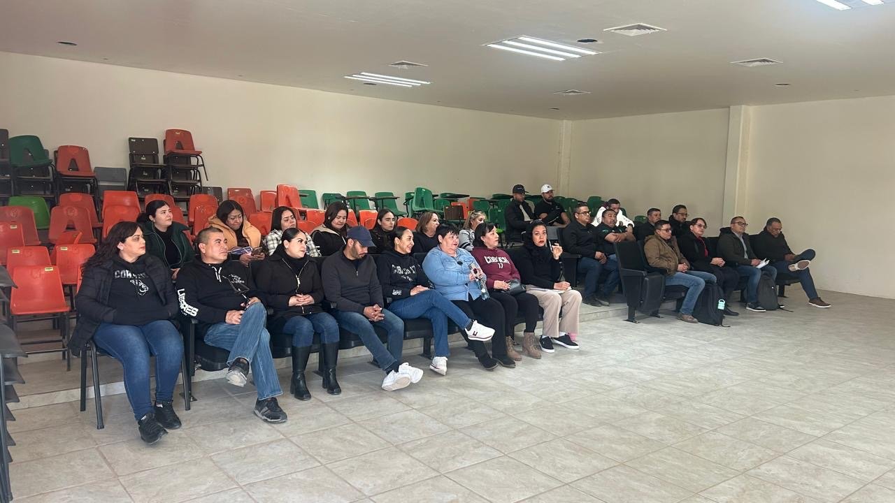 Imagen 2 de STAACOBACH fortalece la representación sindical en el Plantel 17 de Villa Ahumada