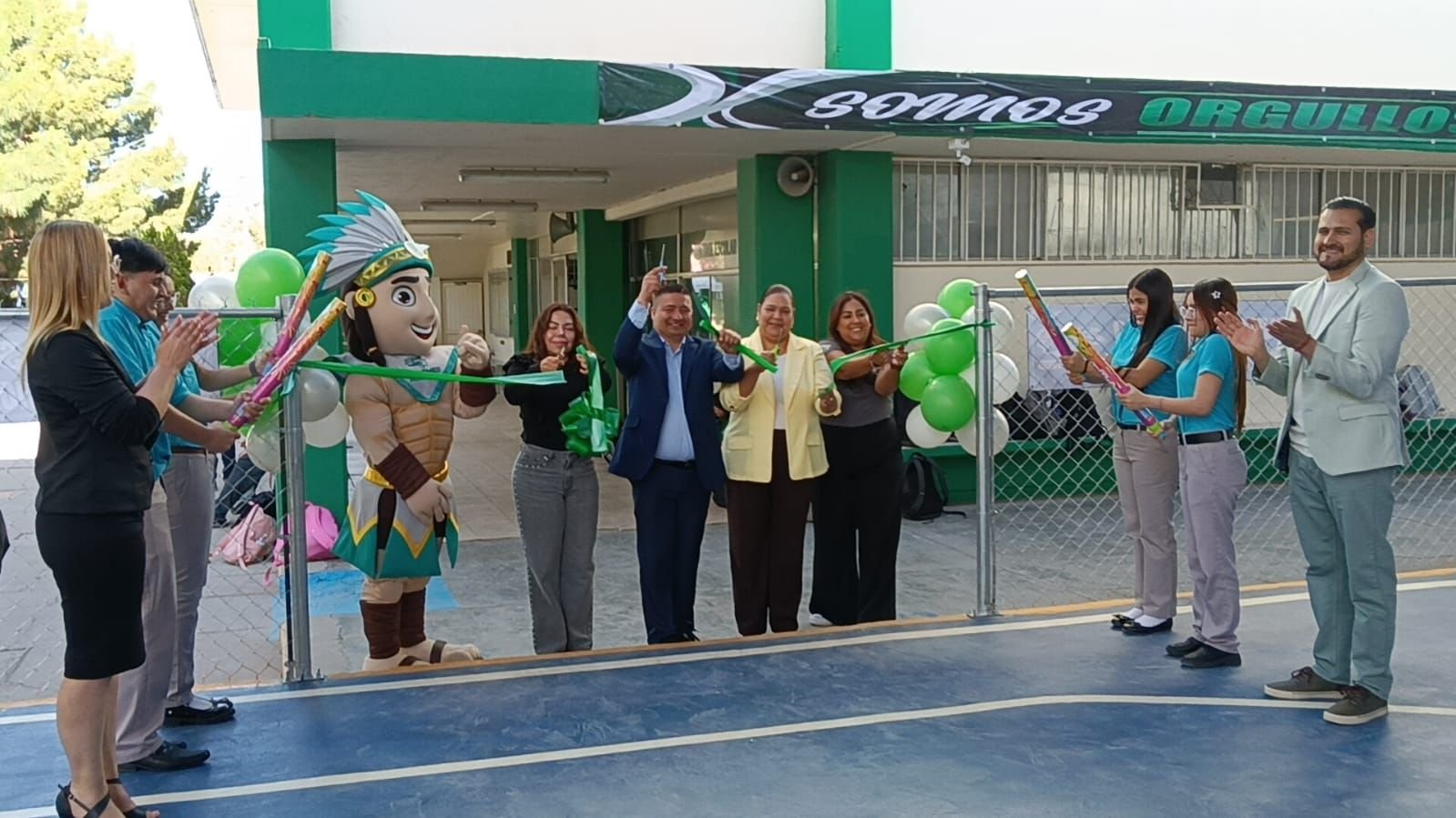 Imagen 9 de Renuevan imagen del Plantel 5 con moderna remodelación de su fachada