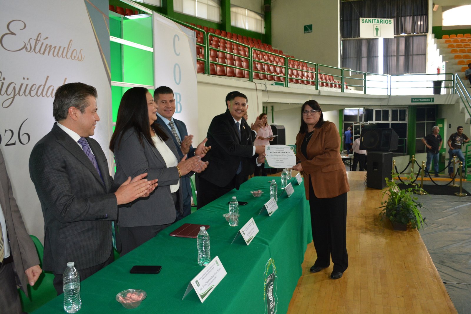 Imagen 4 de Entrega de Reconocimientos por Antigüedad 2026