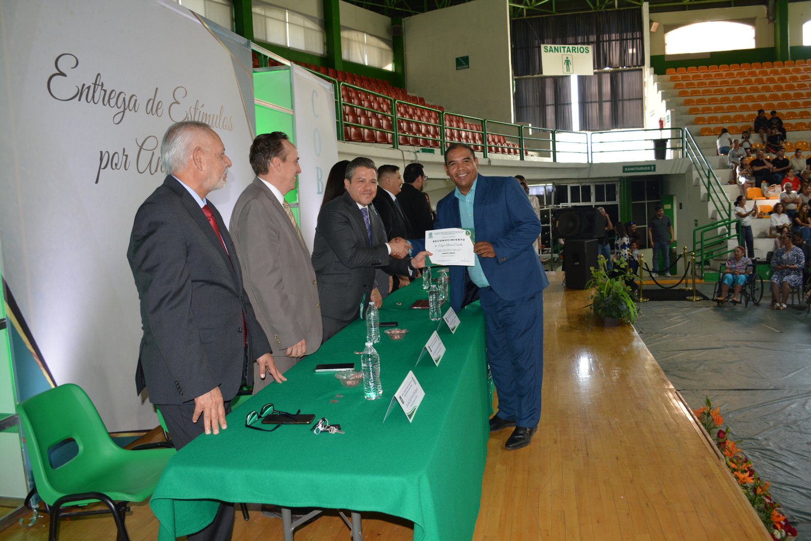 Imagen 62 de Entrega de Reconocimientos por Antigüedad 2026