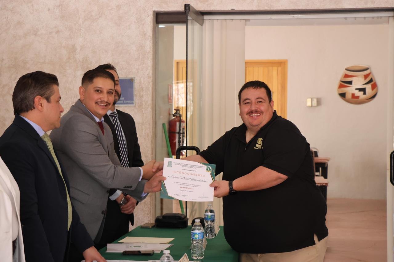 Imagen 8 de Entrega de Reconocimientos por Antigüedad en Casas Grandes, Chih.