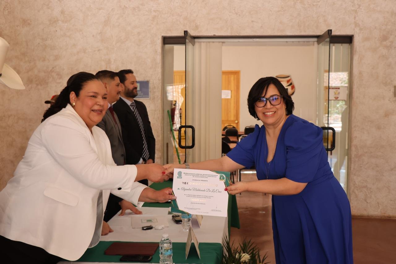 Imagen 9 de Entrega de Reconocimientos por Antigüedad en Casas Grandes, Chih.