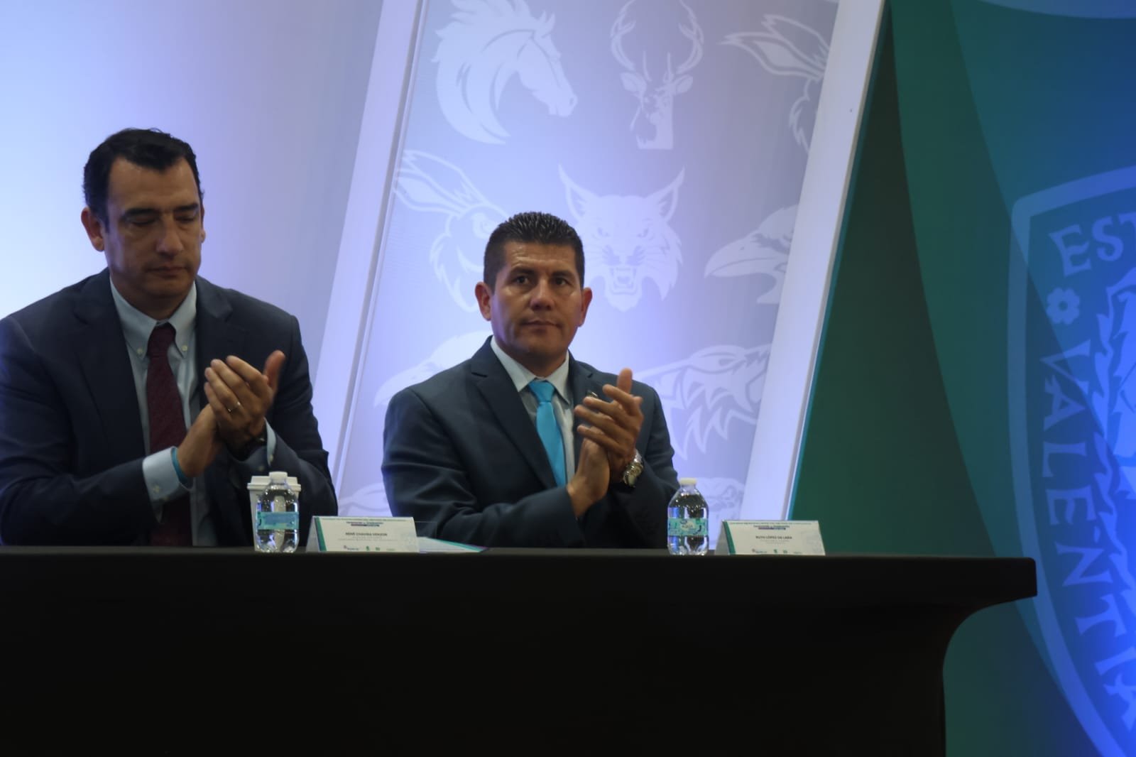 Imagen 4 de Graduaciones del los planteles 1, 4, 10, 21, SEA