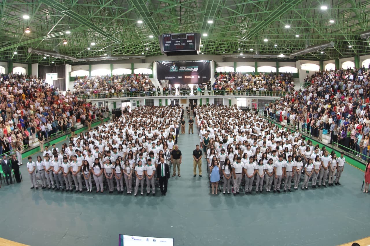 Imagen 8 de Graduaciones del los planteles 1, 4, 10, 21, SEA