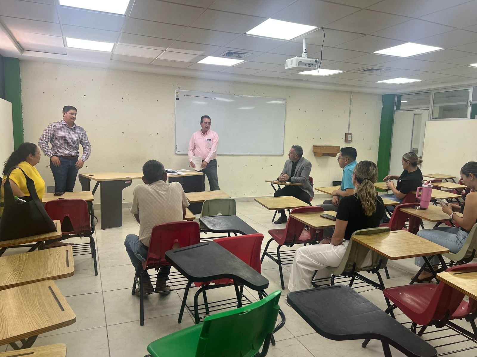 Imagen 3 de Fortalecen procesos de escalafón en los Planteles 18 y 24 del COBACH.