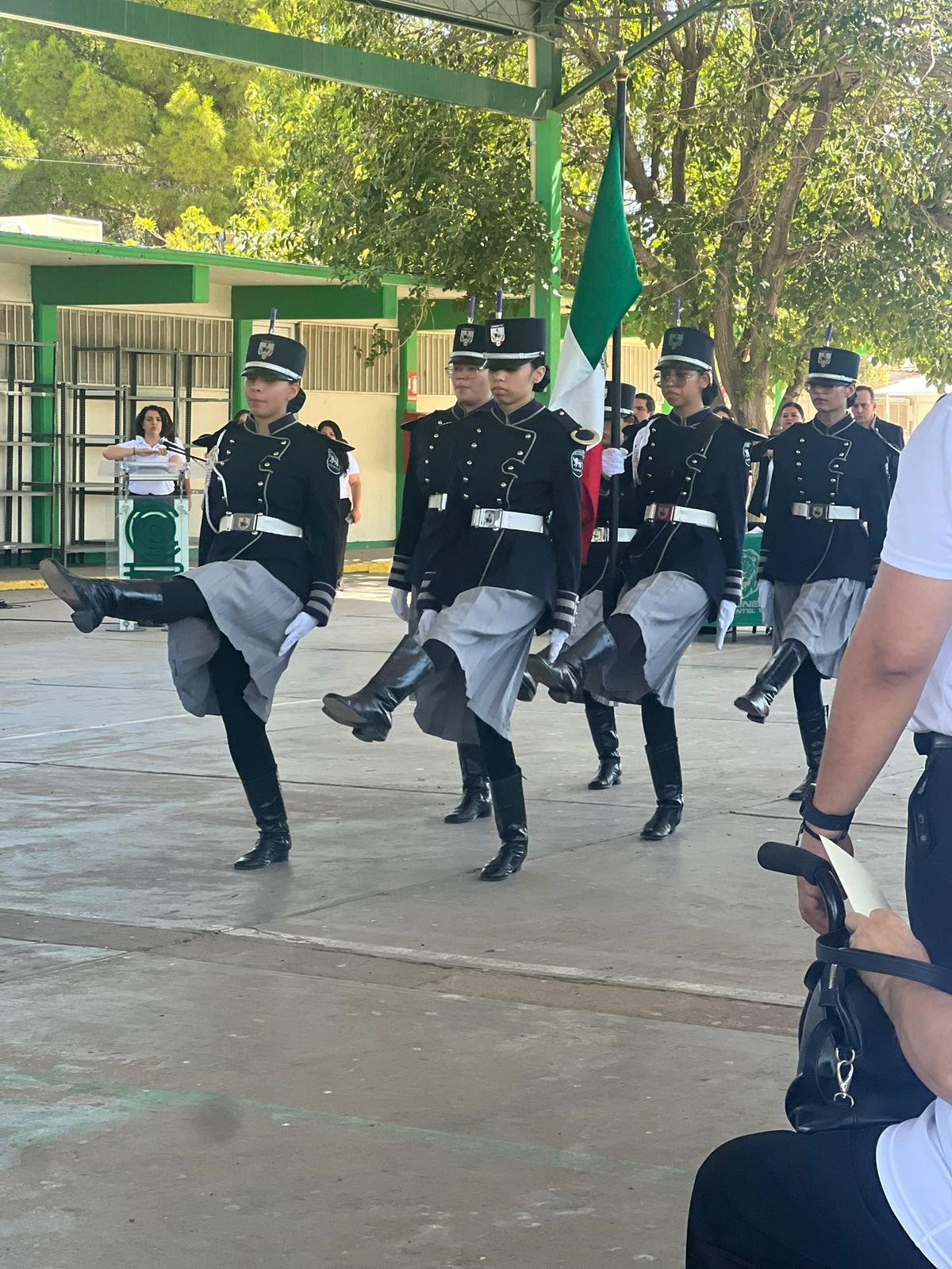 Imagen 8 de Celebran 15 años del Colegio de Bachilleres del Estado de Chihuahua, Plantel 19.